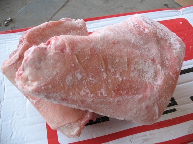 进口猪肉--猪前肘  查看全部21127件其他肉及肉制品产品 >>产品详情